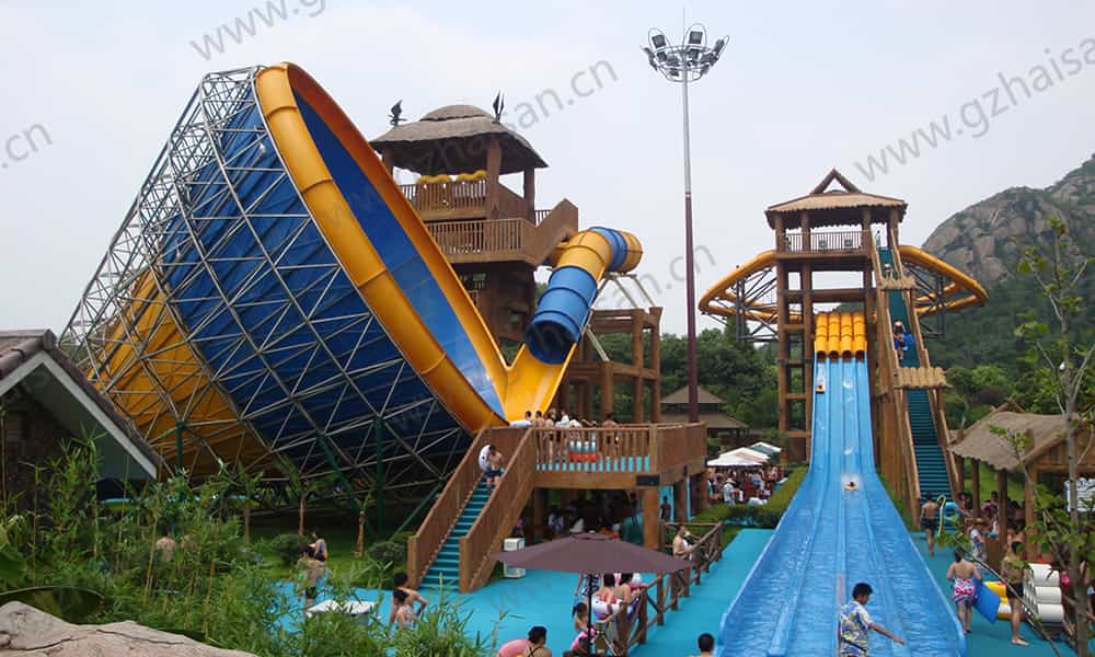 江苏苏州乐园水上世界大喇叭、章鱼滑道