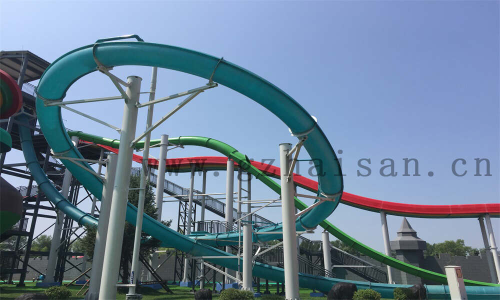 大众喜爱的水上游乐设施都有哪些