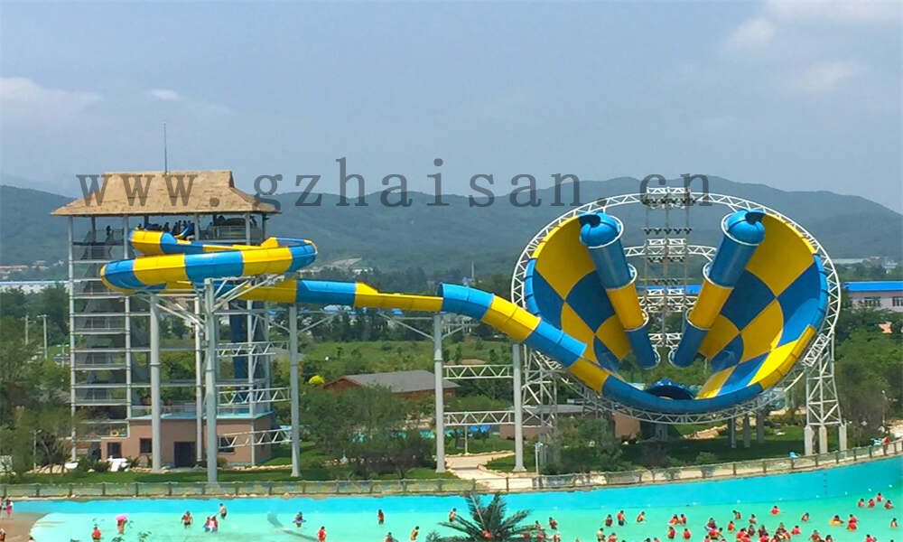 AI融合科技与欢乐：水上乐园设备的创新融合