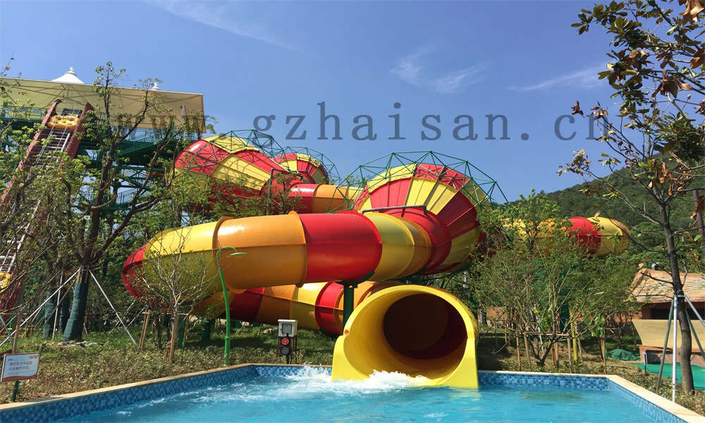 水上乐园的公共设施如何满足多样化需求？