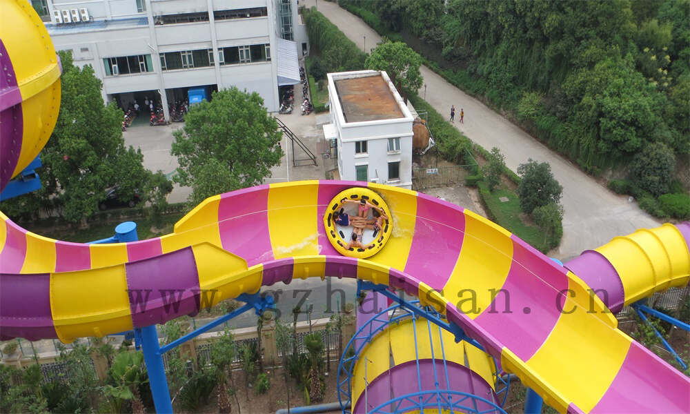 巧用水上乐园设备搭配，打造受欢迎的园子